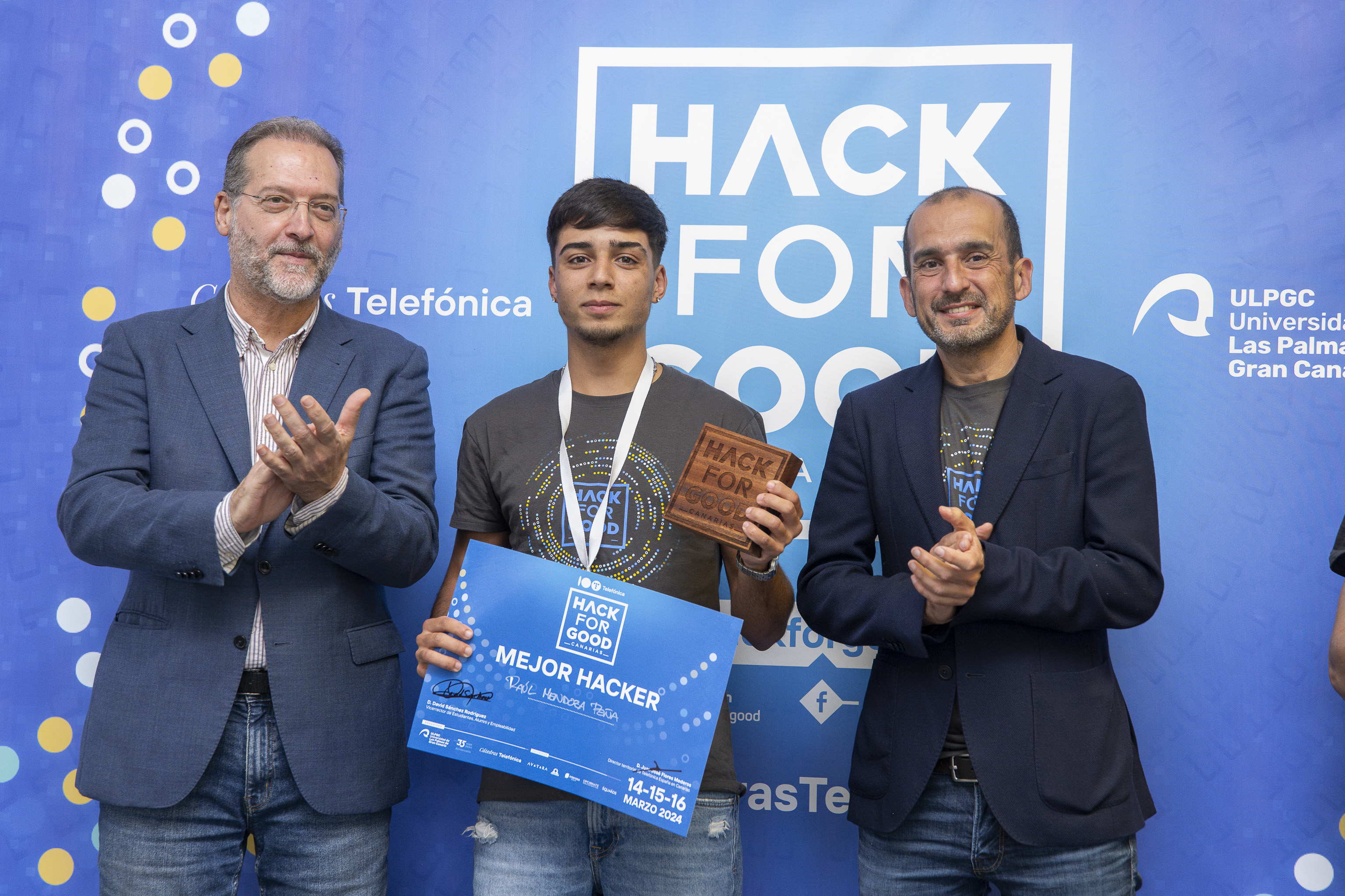 Instantánea de la celebración del HackForGood Canarias 2024