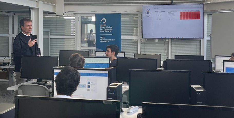 Instantánea de la celebración de la IV Olimpiada Informática de Las Palmas