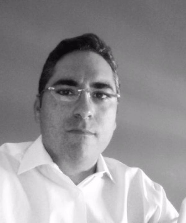 Carmelo León Suárez